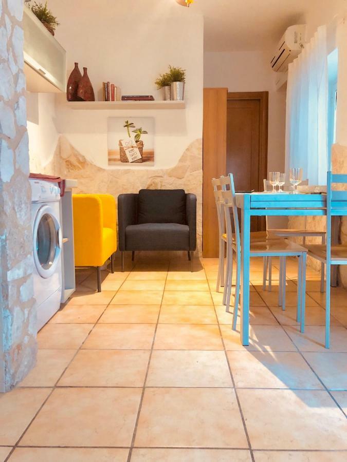 C.b.guesthouse Hébergement de vacances *